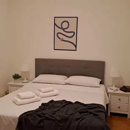 Giant Borghese Apartment *