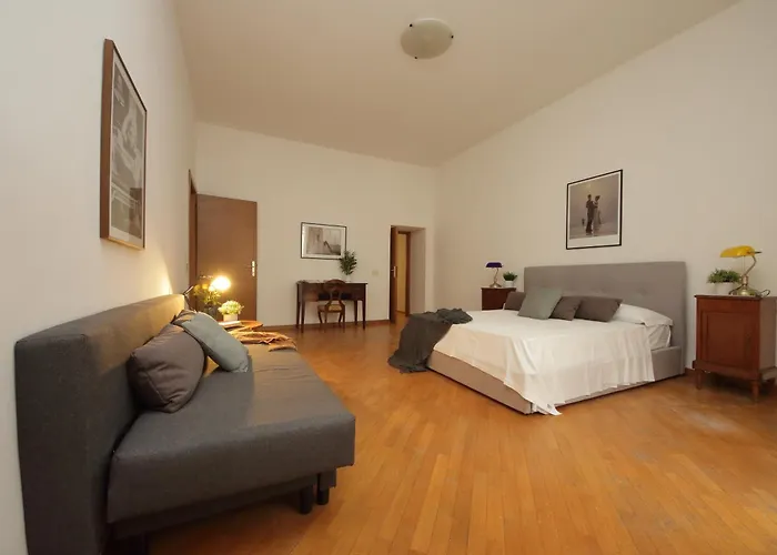 Giant Borghese * רומא