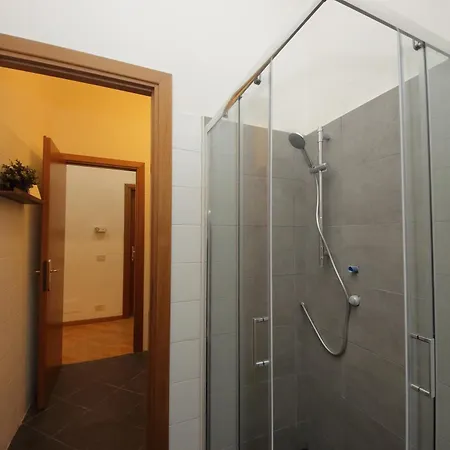 Giant Borghese * רומא