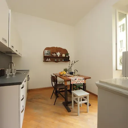 Giant Borghese Appartement *
