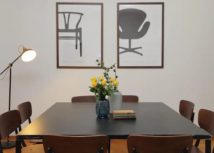 Giant Borghese Apartment