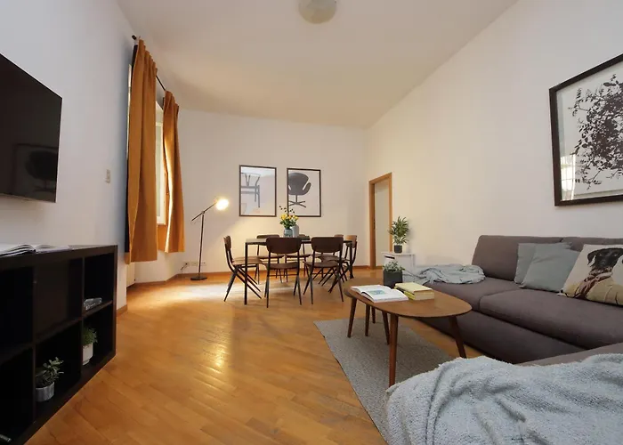 Giant Borghese * Rome